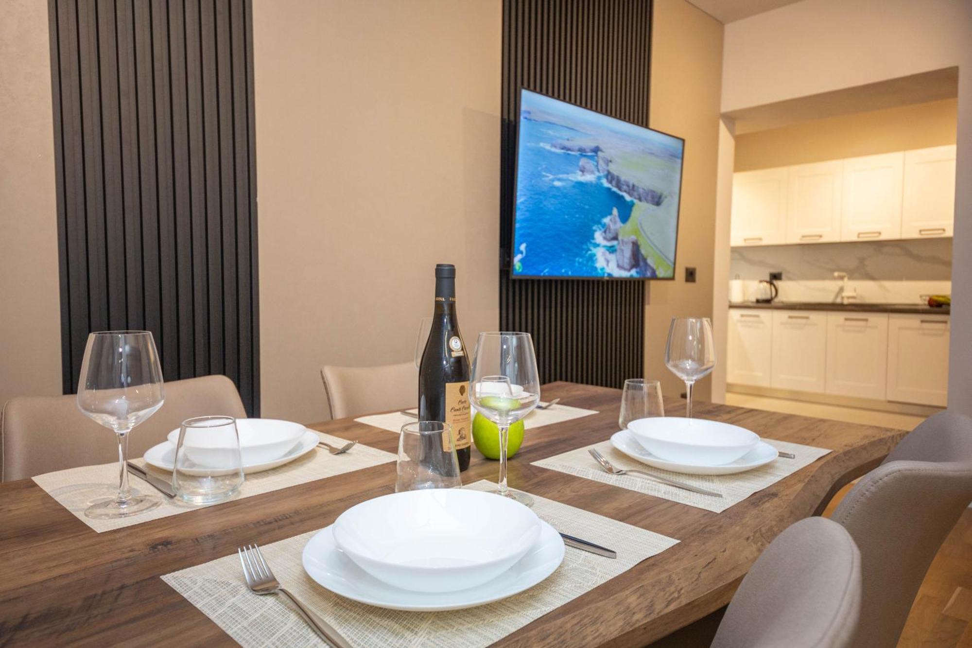 Blloku Unique Apartments 2 Тирана Экстерьер фото