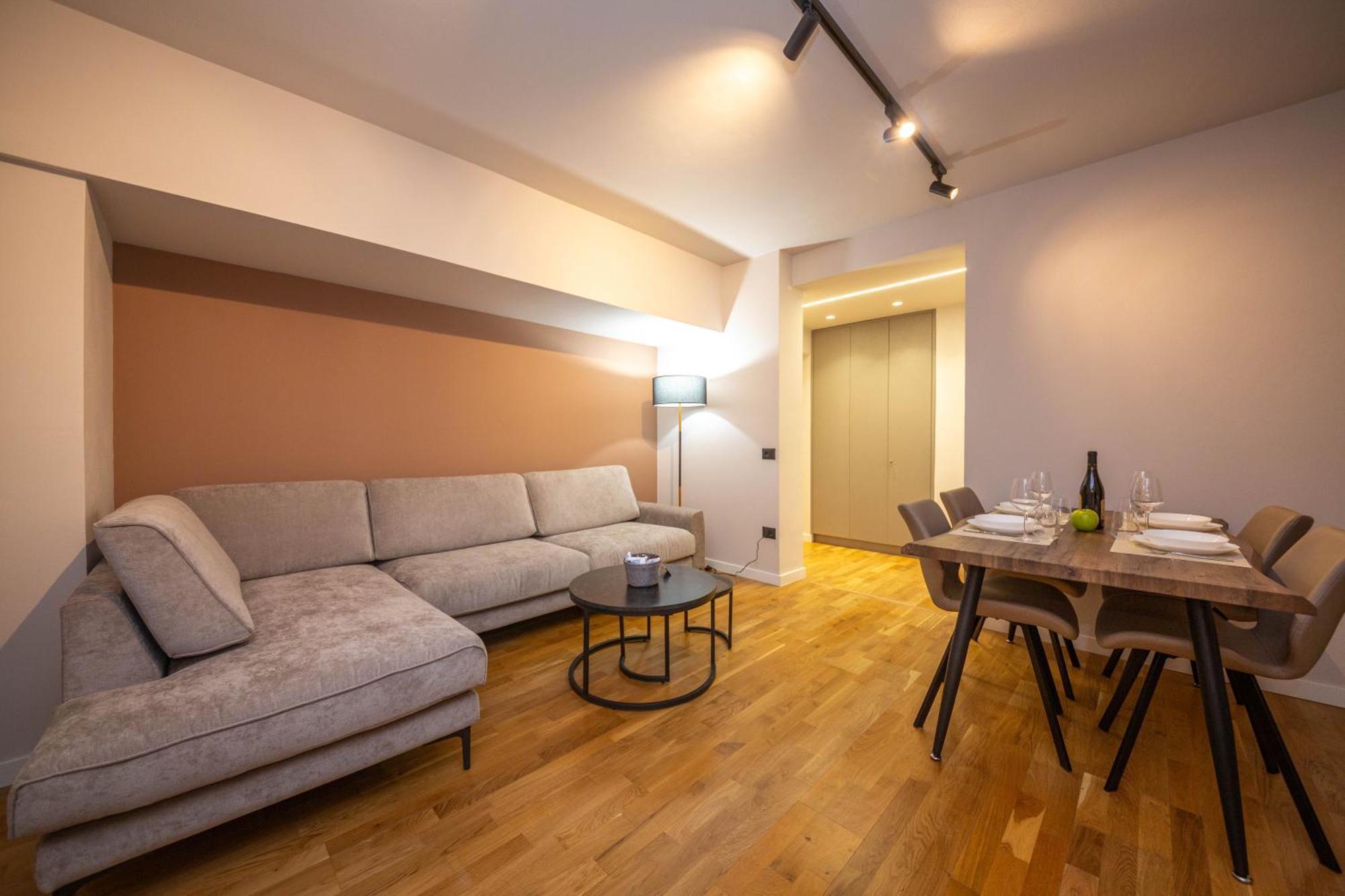 Blloku Unique Apartments 2 Тирана Экстерьер фото