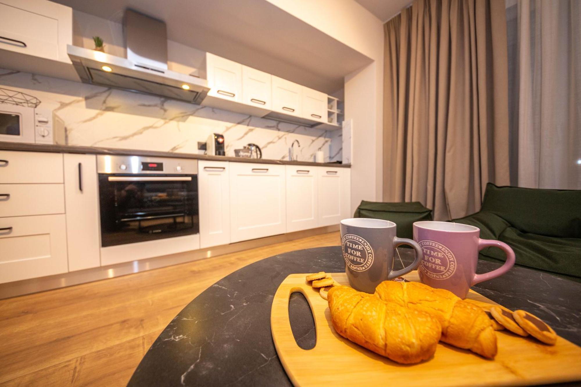Blloku Unique Apartments 2 Тирана Экстерьер фото