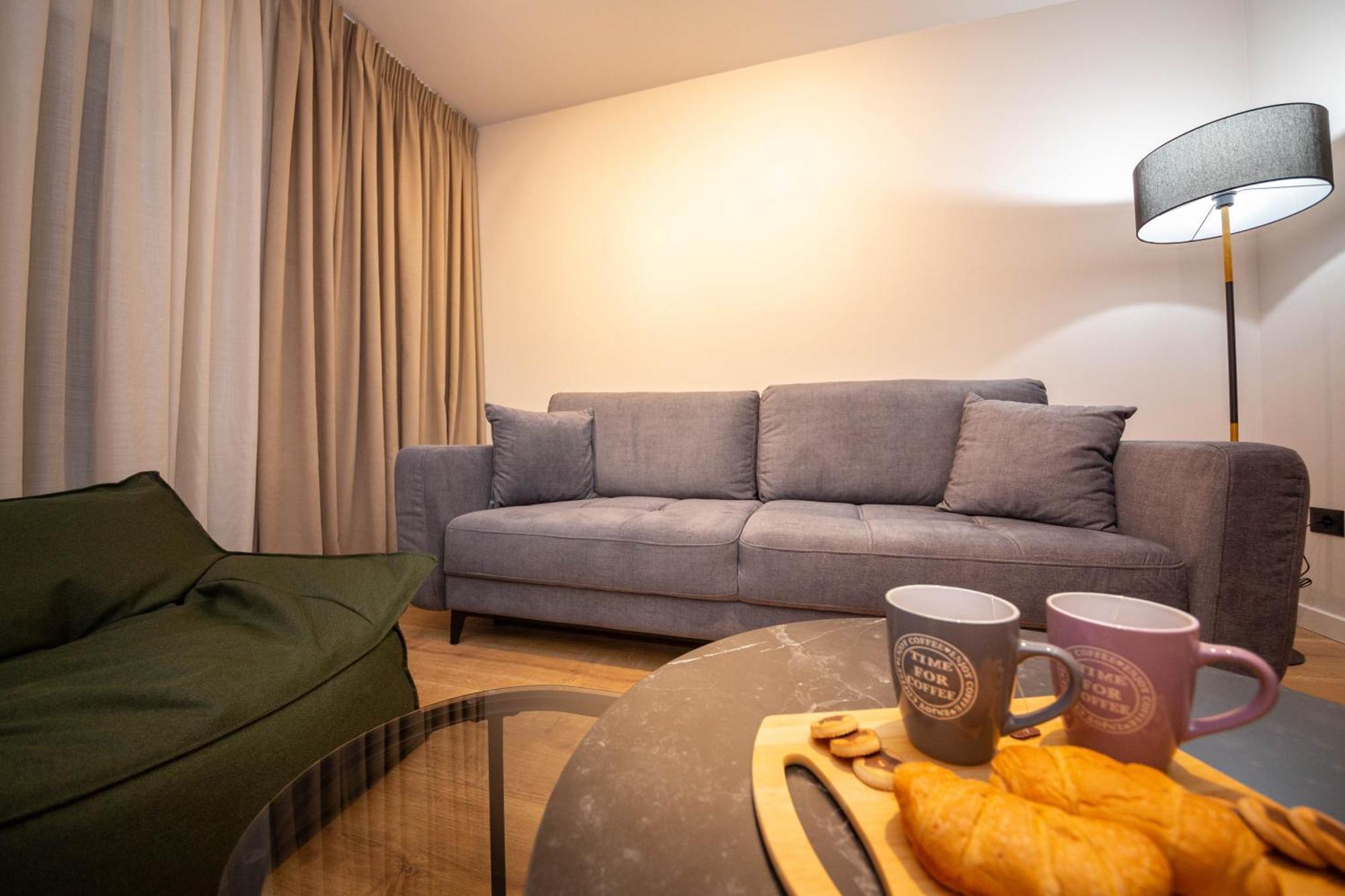 Blloku Unique Apartments 2 Тирана Экстерьер фото