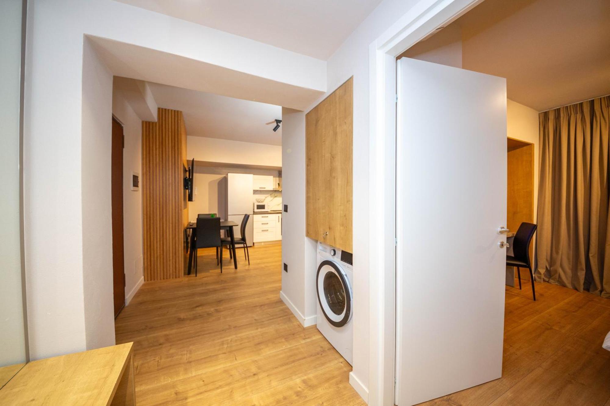 Blloku Unique Apartments 2 Тирана Экстерьер фото