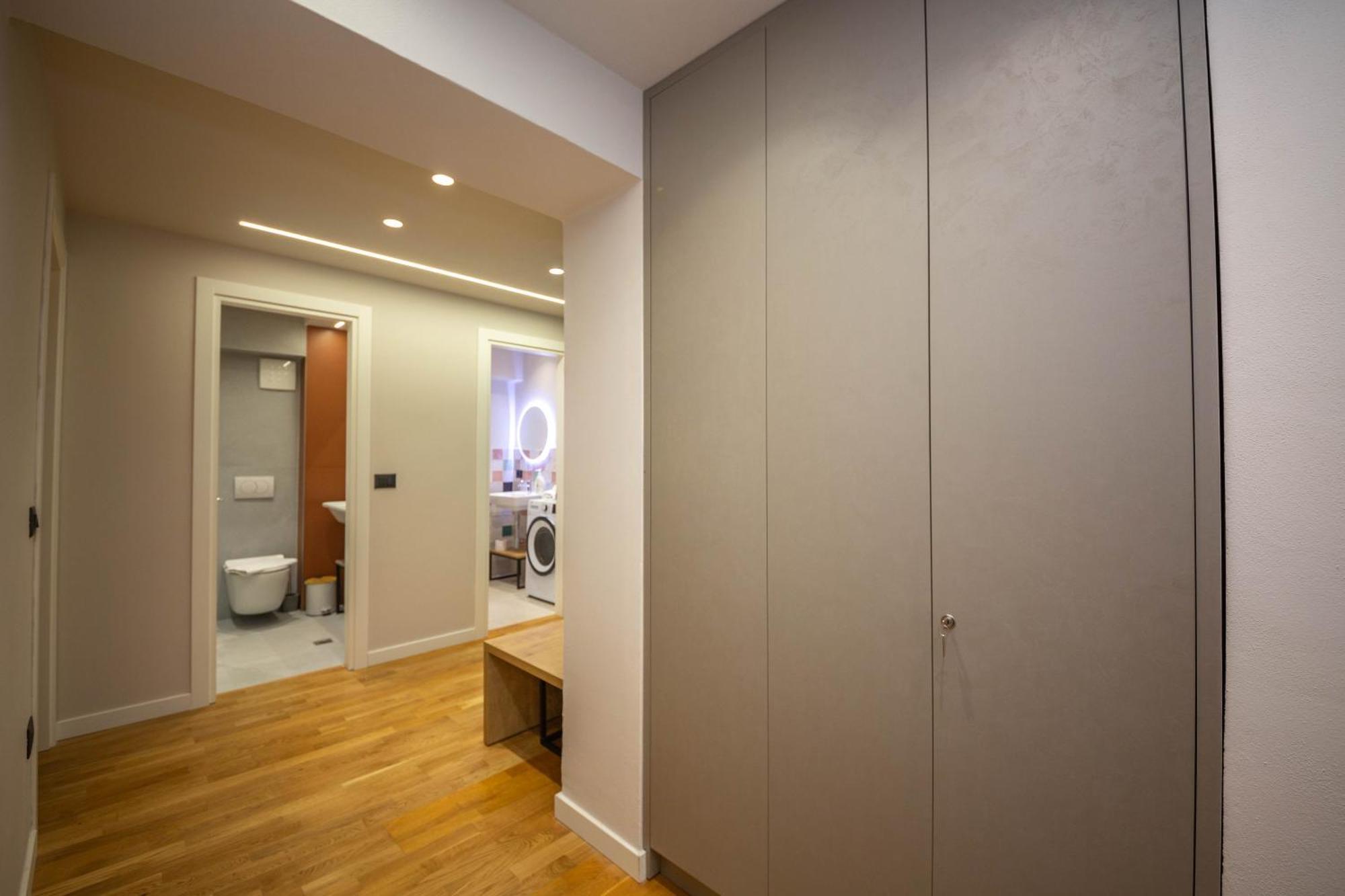 Blloku Unique Apartments 2 Тирана Номер фото